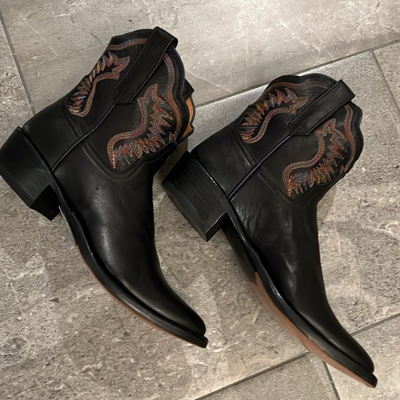 Rios of Mercedes Other - RIO Of Mercedes Black Short Leather Western Boots